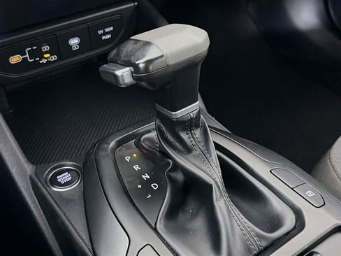 Used 2025 Kia K4 FWD image 19