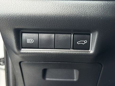 Used 2025 Toyota Grand Highlander XLE image 24