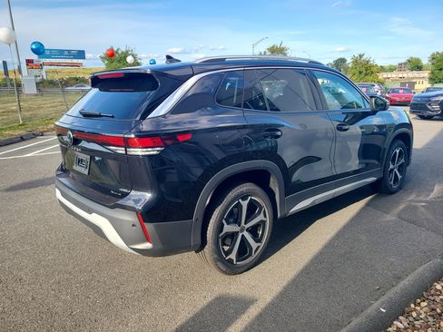 New 2025 Volkswagen Tiguan SE AWD/4WD image 7