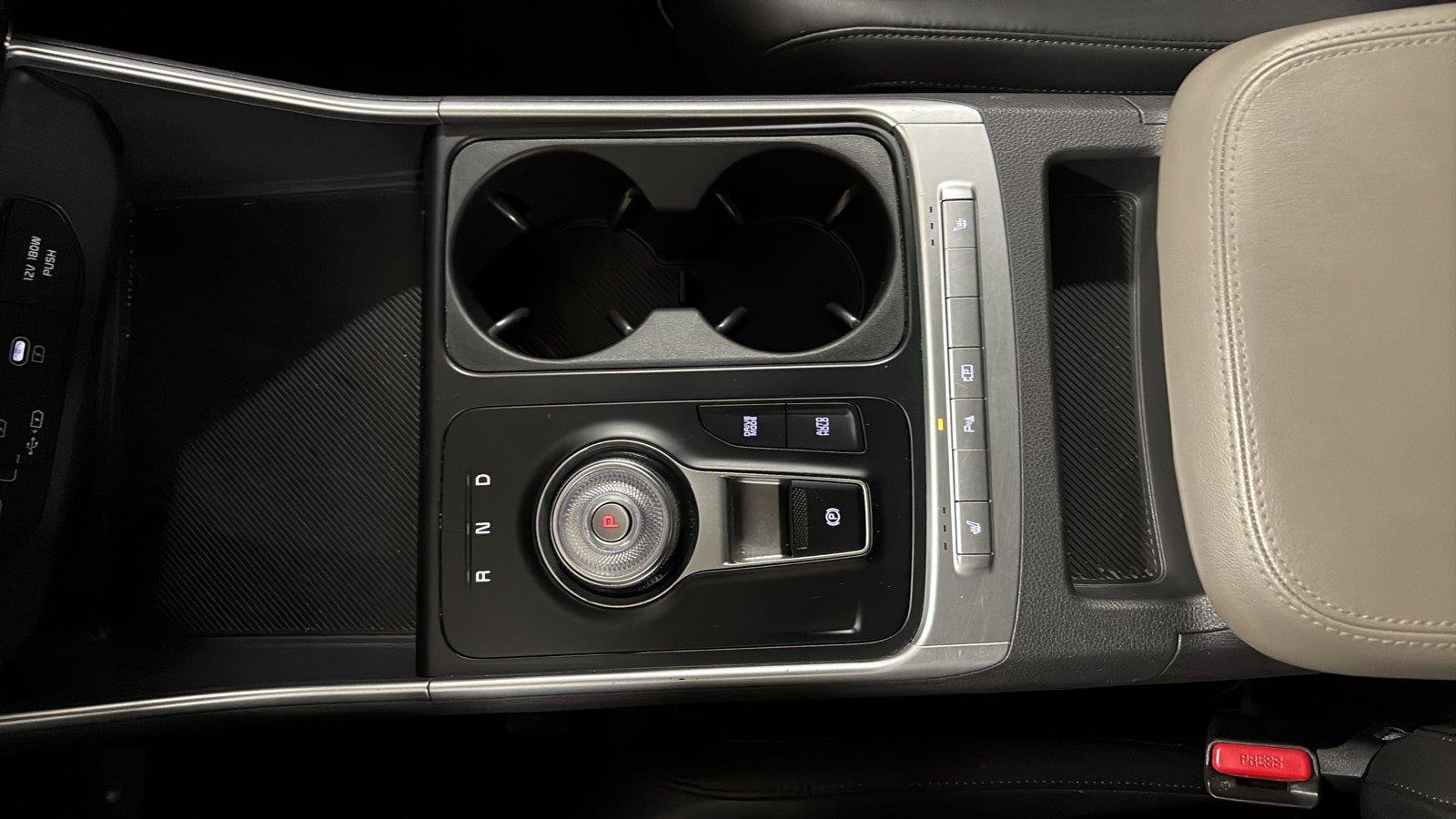 Used 2026 Kia Carnival LXS FWD image 19