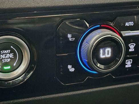 Used 2023 Chevrolet Silverado 1500 RST image 23