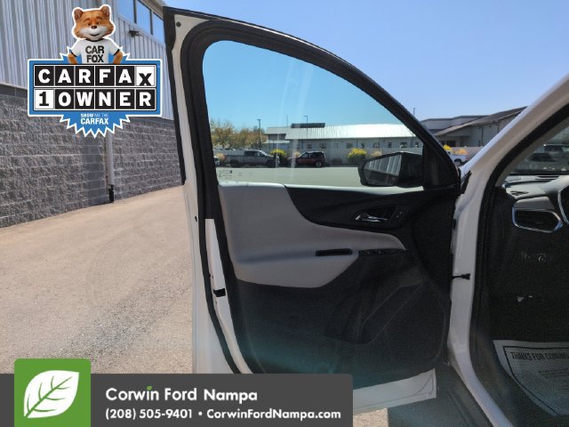 Used 2022 Chevrolet Equinox LS w/ Driver Confidence II Package AWD/4WD image 10