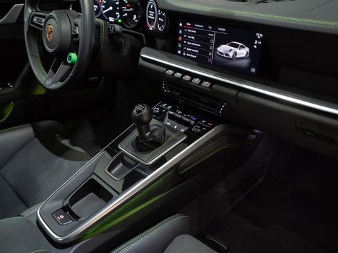Used 2022 Porsche 911 GT3 RS image 33