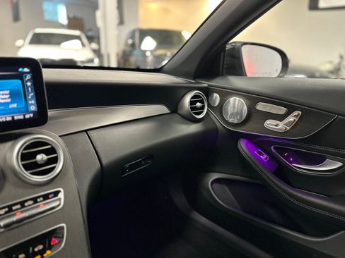 Used 2020 Mercedes-Benz C 300 4MATIC Cabriolet image 33