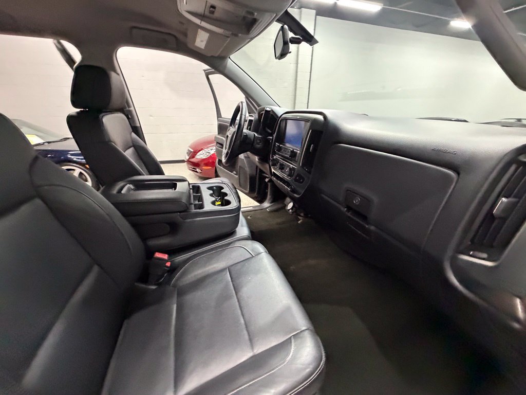 Used 2015 Chevrolet Silverado 1500 LT w/ Custom Sport Edition AWD/4WD image 38