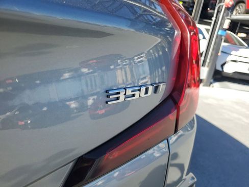 Used 2024 Cadillac XT4 Premium Luxury image 8