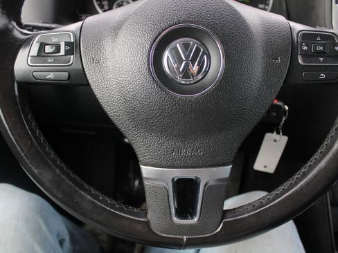 Used 2013 Volkswagen Tiguan SE image 13