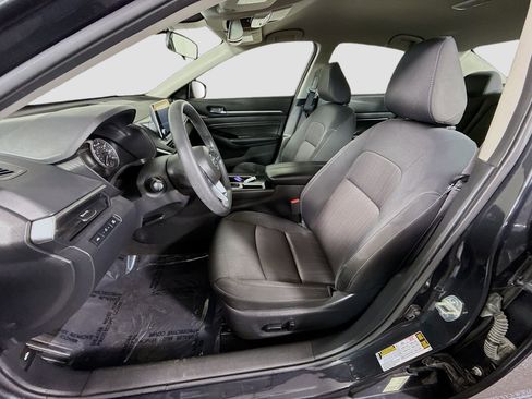 Used 2021 Nissan Altima 2.5 SV image 22