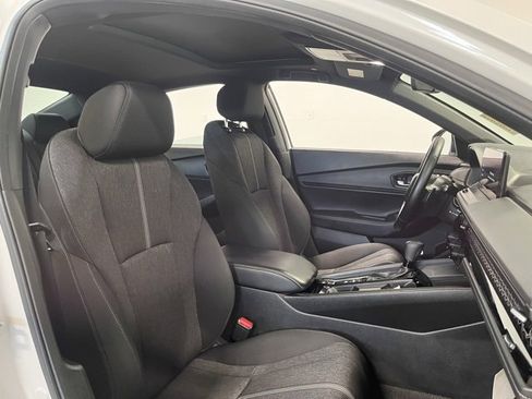 Used 2025 Honda Accord Sport image 10