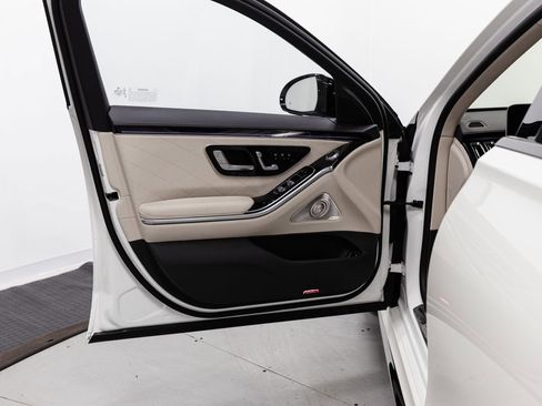 Certified 2023 Mercedes-Benz S 580 4MATIC Sedan image 5