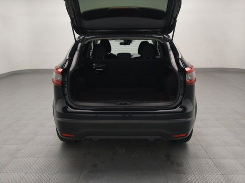 Used 2020 Nissan Rogue Sport S image 29