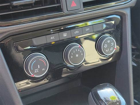 Used 2023 Volkswagen Taos S image 23