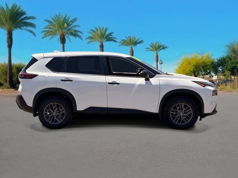 Used 2021 Nissan Rogue S FWD image 6
