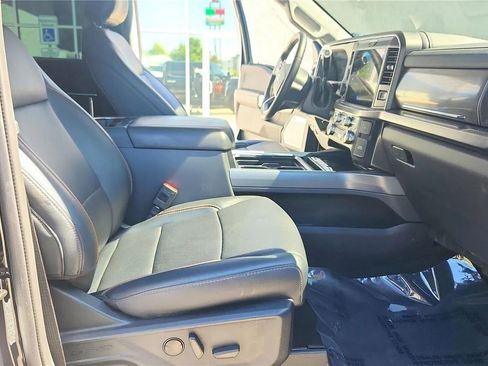Used 2025 Ford F350 Lariat w/ Lariat Ultimate Package AWD/4WD image 22