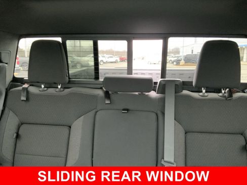 Used 2019 GMC Sierra 1500 SLE w/ SLE Value Package image 4