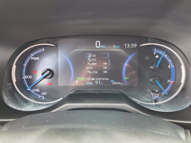 Used 2024 Toyota RAV4 LE AWD/4WD image 29