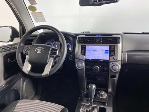 Used 2021 Toyota 4Runner SR5 AWD/4WD image 11