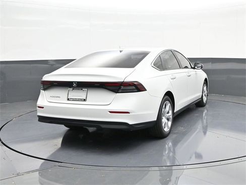 New 2025 Honda Accord LX image 10