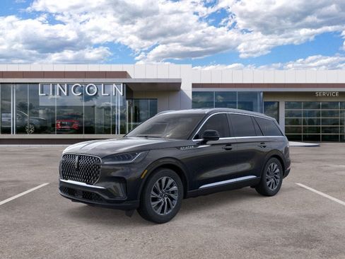 New 2026 Lincoln Aviator AWD image 2