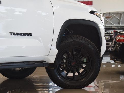 Used 2022 Toyota Tundra Limited w/ TRD Off-Road Package image 38