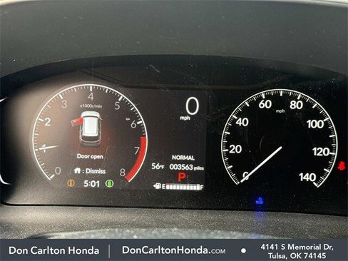 Used 2025 Honda Pilot Touring image 9