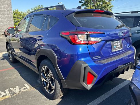 Certified 2025 Subaru Crosstrek 2.5i Premium AWD/4WD image 3