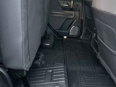 Used 2024 GMC Hummer EV 2X w/ LPO, Illumination Package image 47