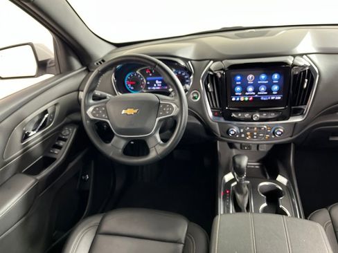 Certified 2023 Chevrolet Traverse LT FWD image 5