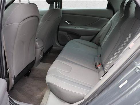 Used 2024 Hyundai Elantra SEL FWD image 22