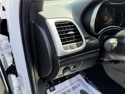 Used 2020 Jeep Grand Cherokee Trailhawk w/ Interior Metal Package image 36