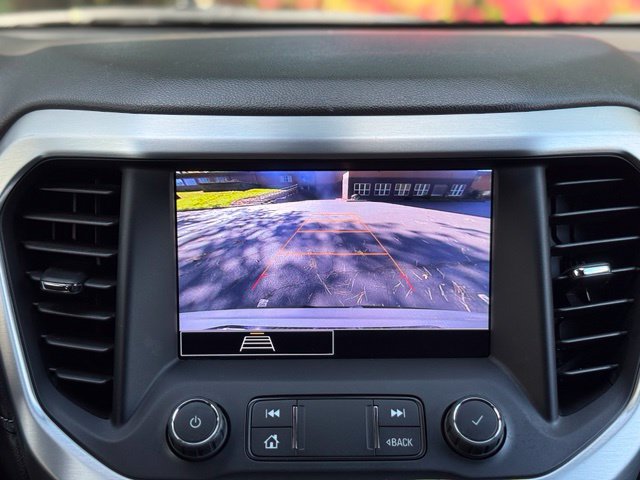 Used 2020 GMC Acadia SLE FWD image 28