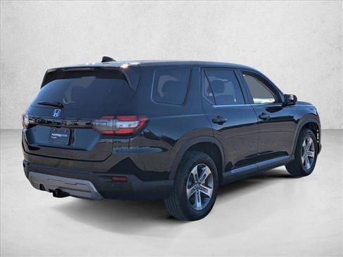 Used 2023 Honda Pilot EX-L image 5