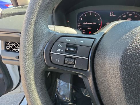 Used 2023 Honda Accord EX image 18