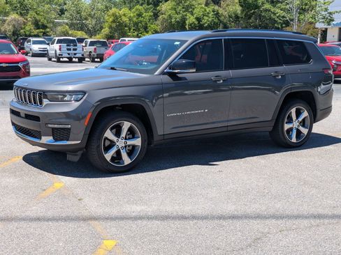 Used 2021 Jeep Grand Cherokee L Limited RWD image 8