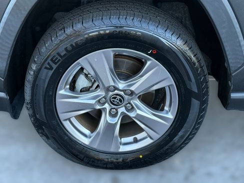 Certified 2022 Toyota RAV4 XLE image 12