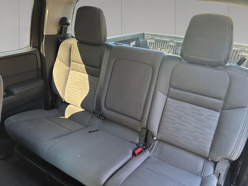 Used 2024 Nissan Frontier SV AWD/4WD image 16
