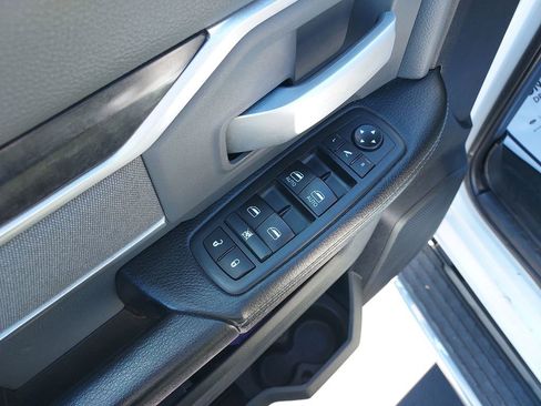 Used 2021 RAM 2500 Big Horn w/ Level 1 Equipment Group image 19