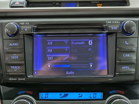 Used 2013 Toyota RAV4 Limited AWD/4WD image 34