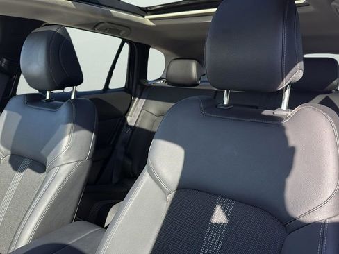 Used 2024 MAZDA CX-50 AWD 2.5 S w/ Premium Package image 11