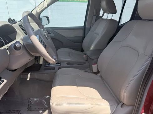 Certified 2019 Nissan Frontier SL AWD/4WD image 16