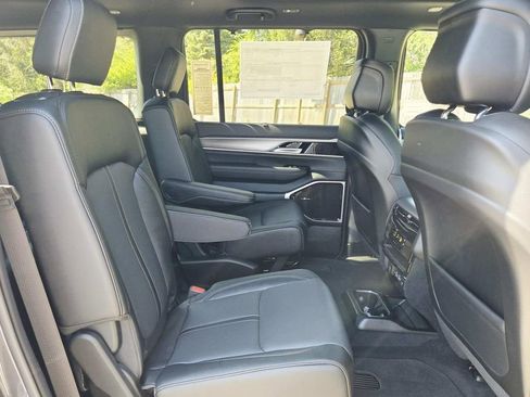 New 2026 Jeep Grand Wagoneer Limited AWD/4WD image 21