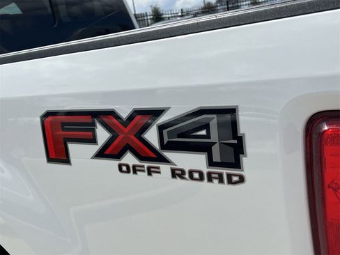 Used 2022 Ford F250 Lariat w/ Lariat Ultimate Package image 6