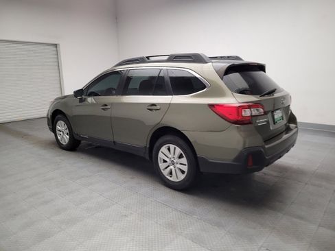 Used 2018 Subaru Outback 2.5i AWD/4WD image 3