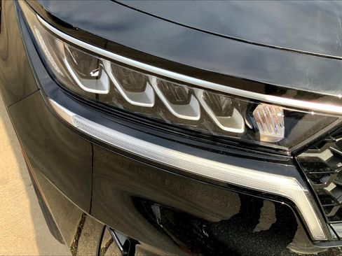 Used 2024 Kia Sorento EX image 14