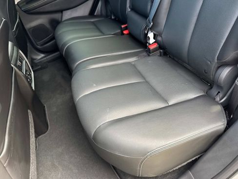 Used 2022 Nissan Murano SL w/ SL Moonroof Package image 12