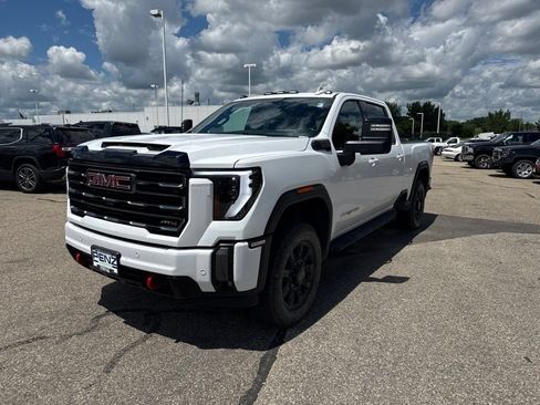Used 2024 GMC Sierra 2500 AT4 w/ AT4 Premium Plus Package AWD/4WD image 1