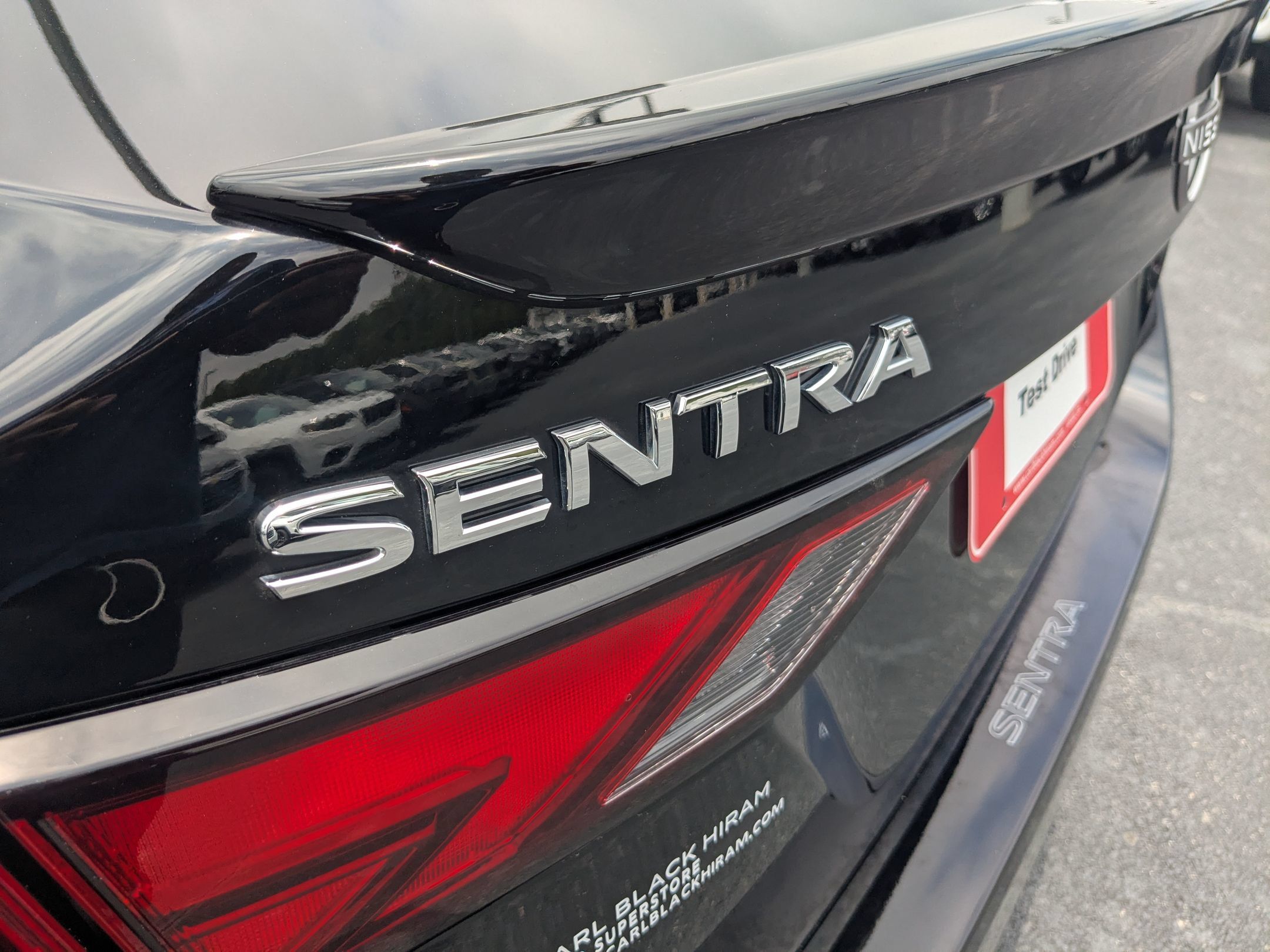 Used 2024 Nissan Sentra SR FWD image 29