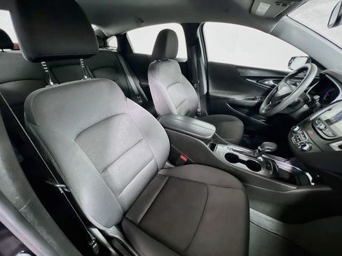 Used 2023 Chevrolet Malibu LT FWD image 30
