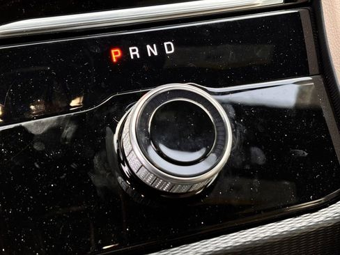 New 2025 Jeep Grand Cherokee L Limited RWD image 10