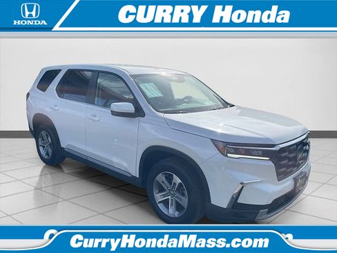 Used 2025 Honda Pilot EX-L image 1